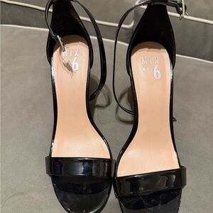 Mix No. 6 Black Patent Heels